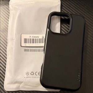 Casely Cases Black